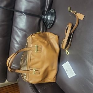 Like  New Authentic coach satchel 14x8